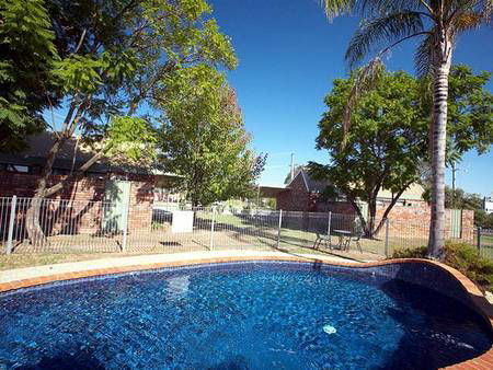 Belvoir Village Motel - Tourism Cairns 5