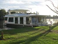 Cloud 9 Houseboats - Tourism Cairns 2