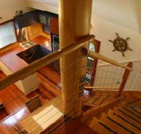 Aireys Overboard Seaside Cottage - Tourism Cairns