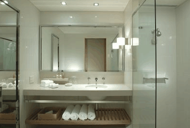 Crown Promenade Hotel - Tourism Cairns 3