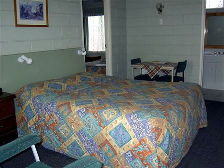 Daylesford Central Motor Inn - Tourism Cairns 0