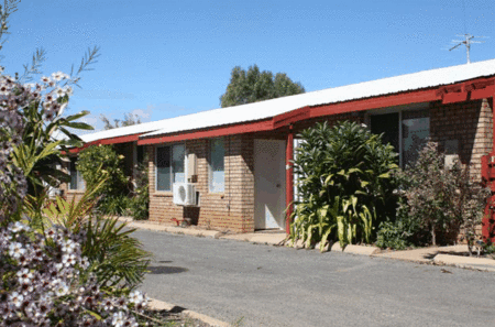 Carnarvon Central Apartments - thumb 2