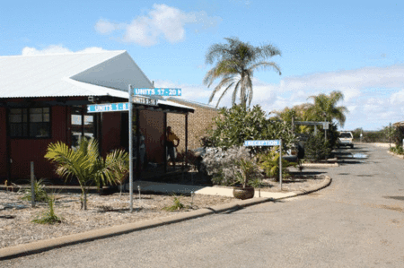 Carnarvon Central Apartments - thumb 3