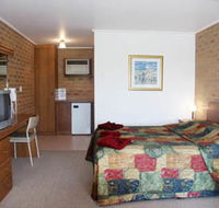 Quays Motel - Tourism Cairns