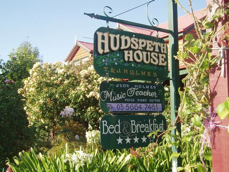 Hudspeth House Bed And Breakfast - Tourism Cairns 0