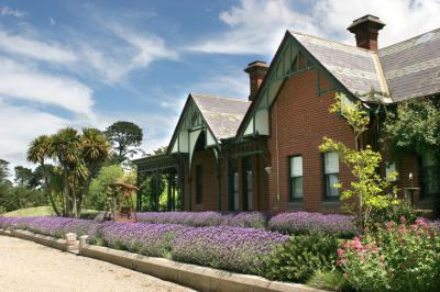 The Grange At Cleveland Winery - Tourism Cairns 0