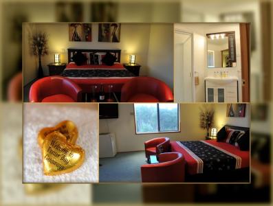 Venus Bay Getaways - Tourism Cairns 0