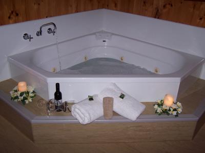 Venus Bay Getaways - Tourism Cairns 2