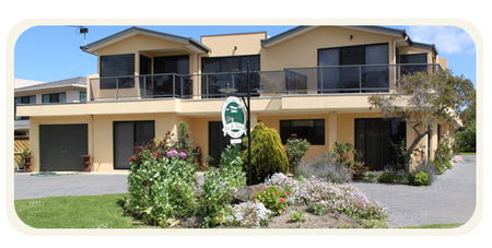 Moonlight Bay Bed And Breakfast - Tourism Cairns 0