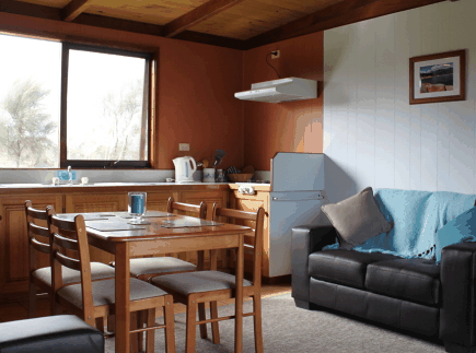 Flinders Island Cabin Park - Tourism Cairns