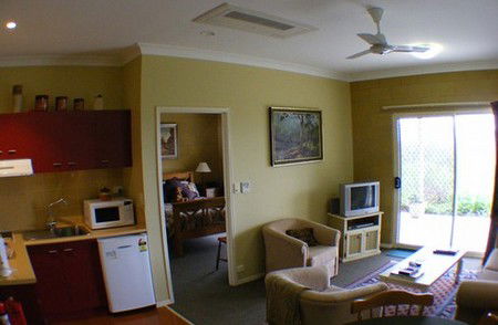 Wallaby Ridge Retreat - Tourism Cairns 2