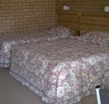 Aaron Inn Motel - Tourism Cairns