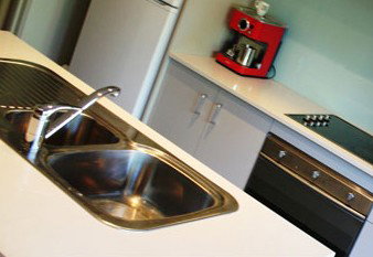 Canberra Furnished Accommodation - Tourism Cairns 0