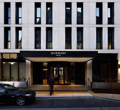 Burbury Hotel - Tourism Cairns 0