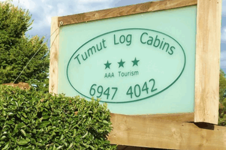Tumut Log Cabins - Tourism Cairns 3