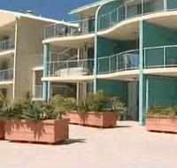 Waldorf Apartment Hotel - Tourism Cairns