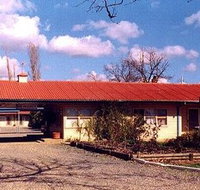 Mercury Motor Inn - Tourism Cairns