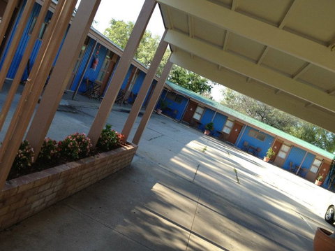 Coolabah Motel - Tourism Cairns 1