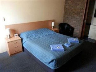 Benjamin Singleton Motel - Tourism Cairns 1