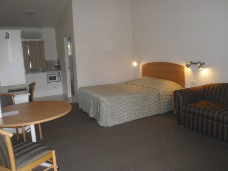 Boulevarde Motor Inn - Tourism Cairns 1