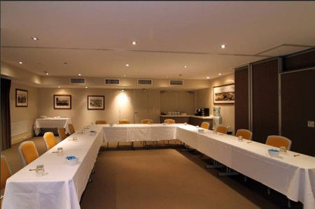 Quality Sands Hotel - Tourism Cairns 1