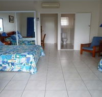 Airlie Court Holiday Units - Tourism Cairns