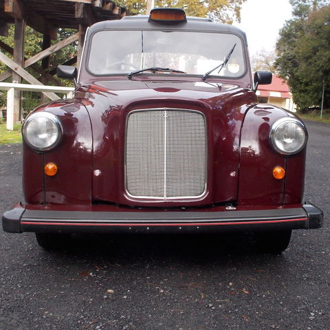 Vintage Fun Hire Cars - Tourism Cairns 5