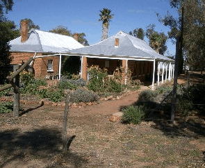 Avondale Discovery Farm - Tourism Cairns