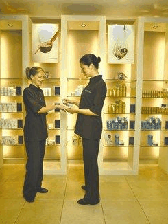 Ella Bache - Brookside - Tourism Cairns 1