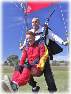 Sydney Skydivers - Tourism Cairns 3