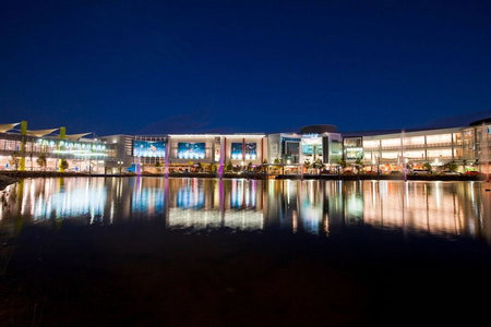 Robina Town Centre - Tourism Cairns 1