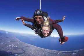 Adelaide Tandem Skydiving - Tourism Cairns 1