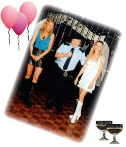 Major Oak Theatre Restaurant - Tourism Cairns 2