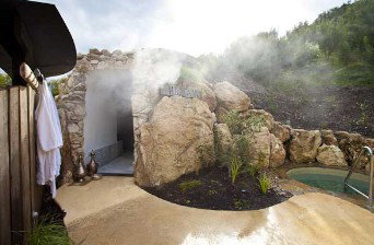 Peninsula Hot Springs - Tourism Cairns 1