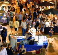 Surfers Paradise Beachfront Markets - Tourism Cairns