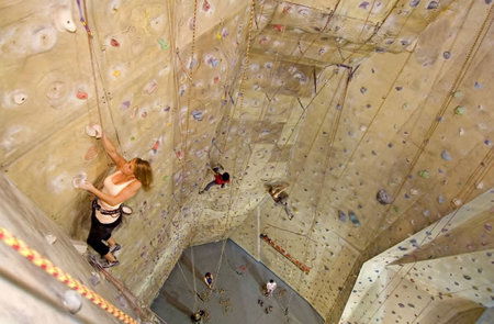 Cliffhanger Climbing Gym - Tourism Cairns 3