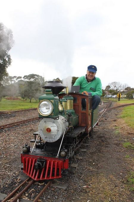 Altona Miniture Railway - Tourism Cairns 1