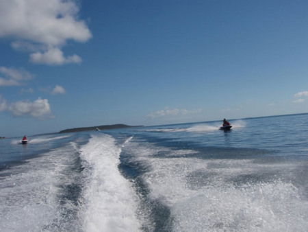 Aquavue Cafe Watersports - Tourism Cairns 7