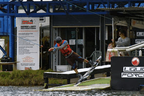 Cable Ski Logan - Tourism Cairns 2