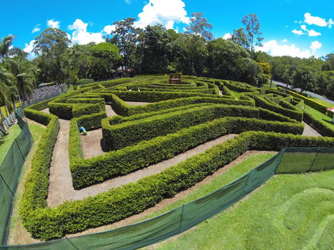 Bellingham Maze - Tourism Cairns 0