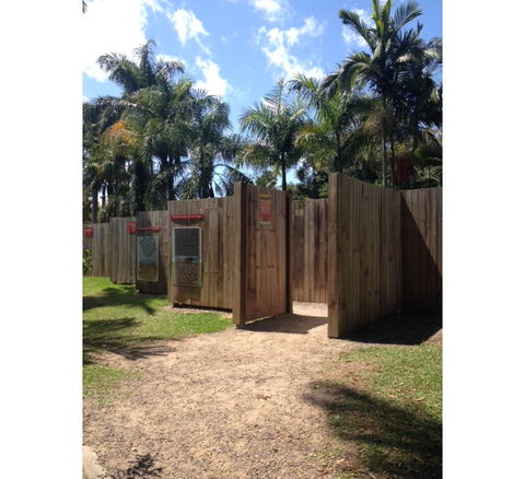Bellingham Maze - Tourism Cairns 4