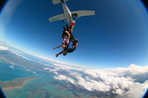 Skydive Hervey Bay - Tourism Cairns 1