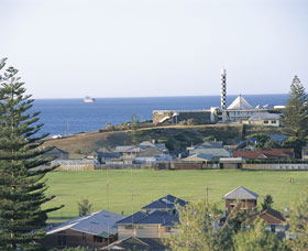 Lighthouse - Tourism Cairns 0