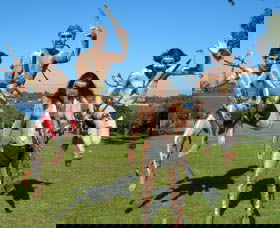 Wadumbah Aboriginal Dance Troupe - Tourism Cairns 0