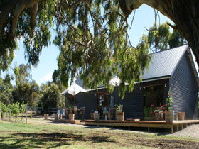No. 58 Cellar Door & Gallery - Tourism Cairns 0