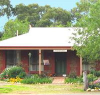 Stacey Studio Gallery  Almond Grove BB - Tourism Cairns