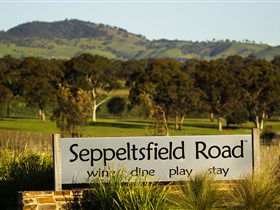 Seppeltsfield Road - Tourism Cairns 0