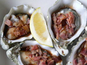 The Oyster Farm Shop - Tourism Cairns 0