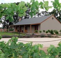 VineCrest Fine Barossa Wine - Tourism Cairns