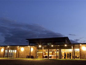 O'Leary Walker Wines - Tourism Cairns 0